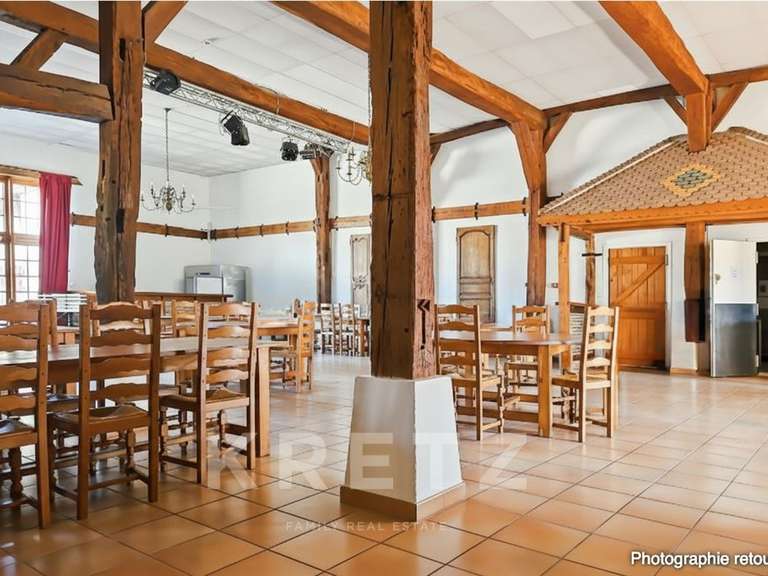Maison Troyes - 23 chambres - 1456m²