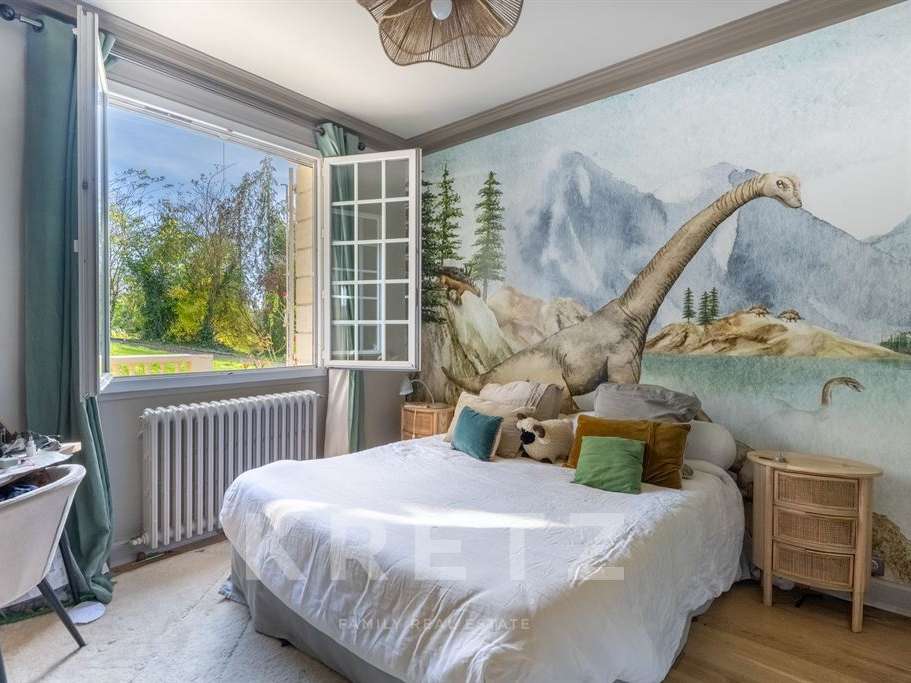 Maison Buc