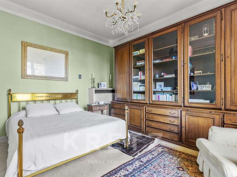 House Gréoux-les-Bains - 5 bedrooms - 255m²