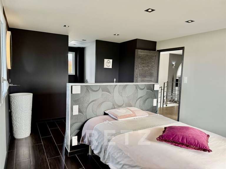 Maison Carolles - 4 chambres - 241m²
