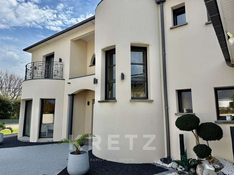 Maison Carolles - 4 chambres - 241m²