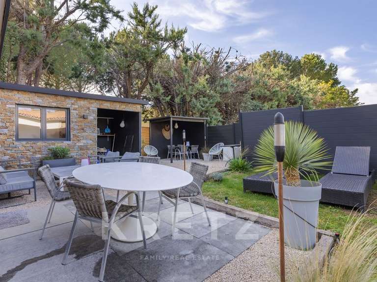 Maison Aix-en-Provence - 4 chambres - 300m²