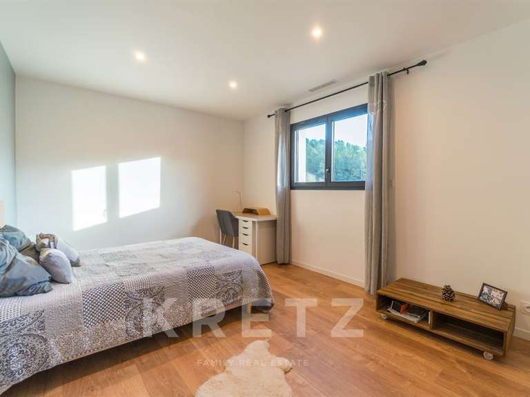 Maison Clermont-l'Hérault - 4 chambres - 230m²