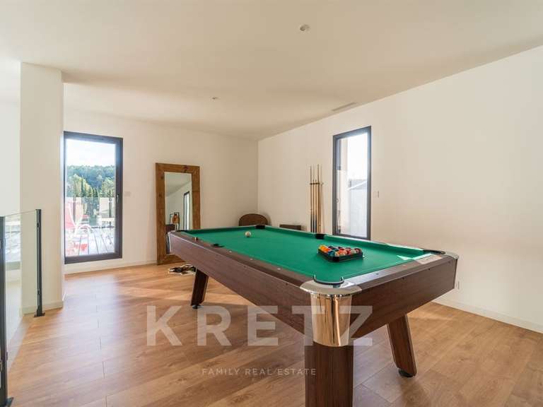 Maison Clermont-l'Hérault - 4 chambres - 230m²