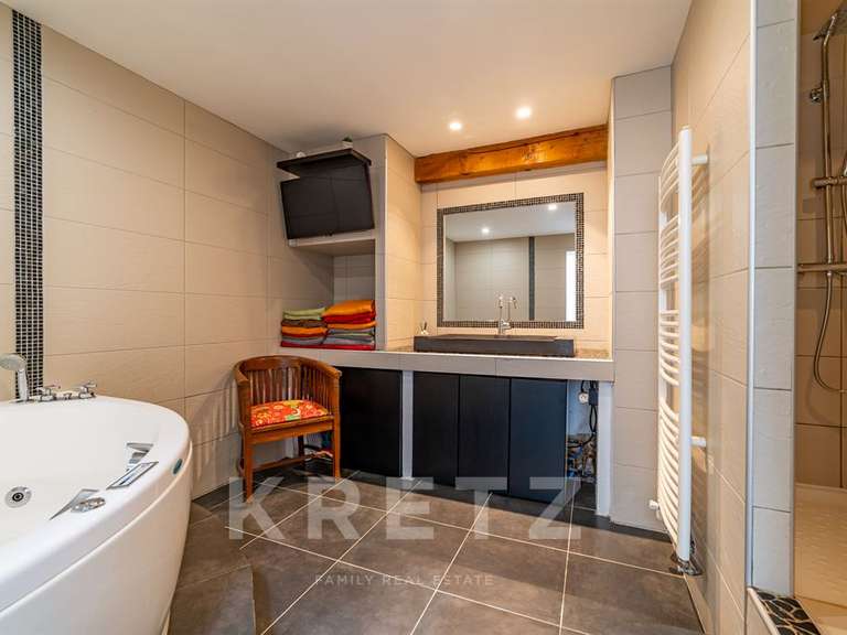 Maison Nîmes - 4 chambres - 200m²