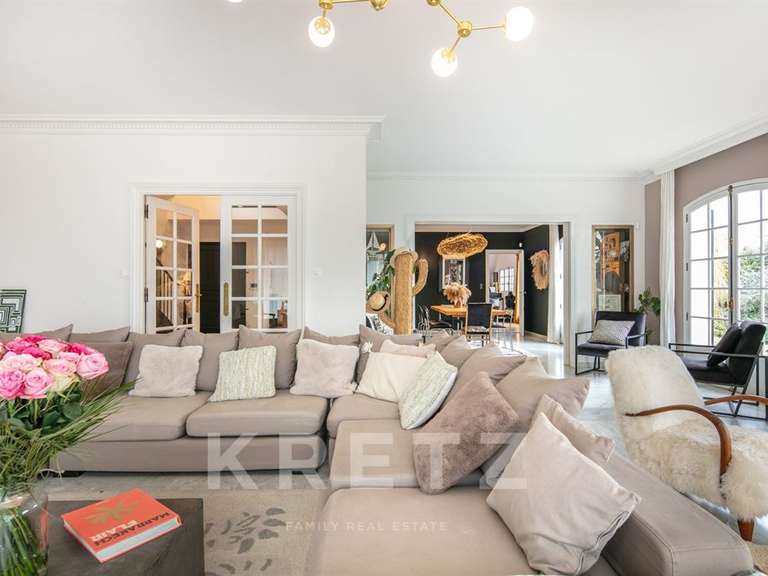 Maison La Côte-Saint-André - 6 chambres - 250m²