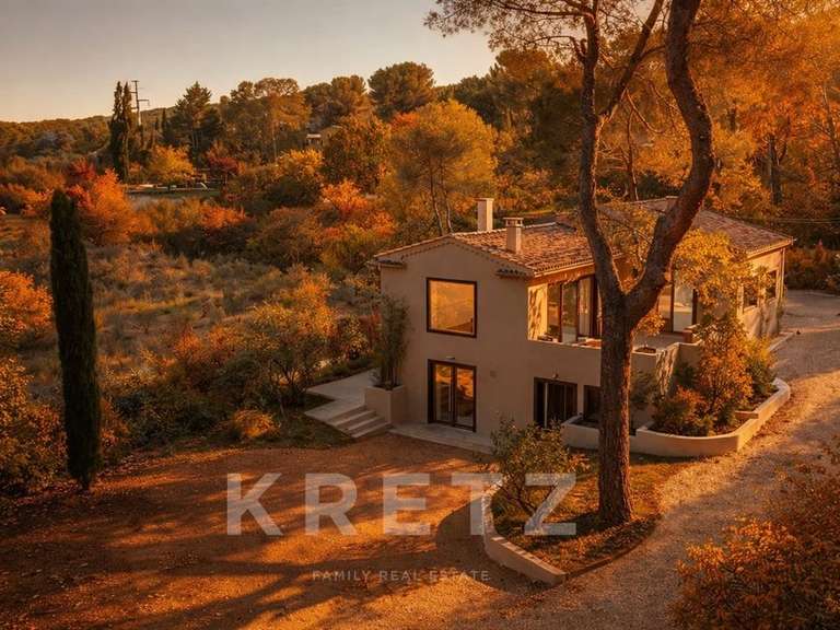 Maison Aix-en-Provence - 4 chambres - 160m²
