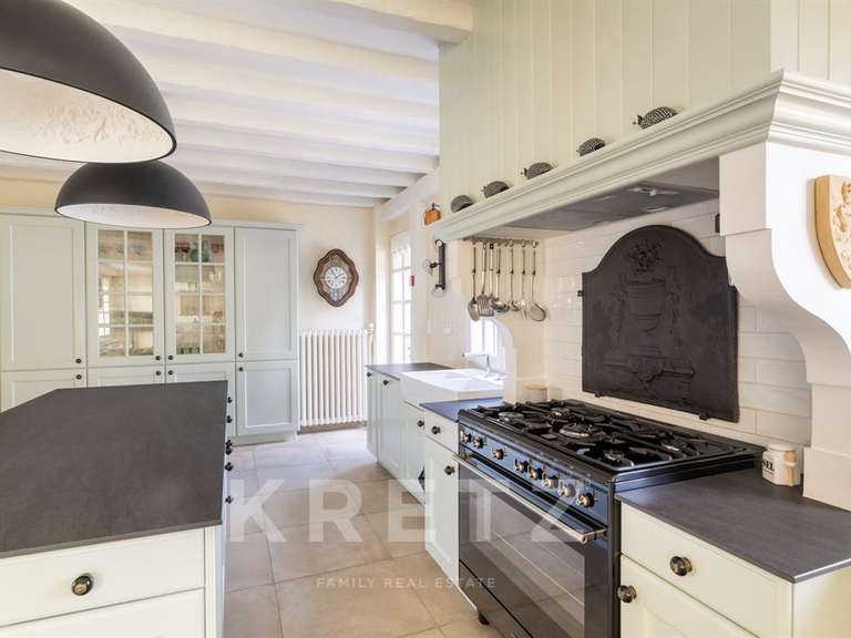 House Villennes-sur-Seine - 5 bedrooms - 236m²