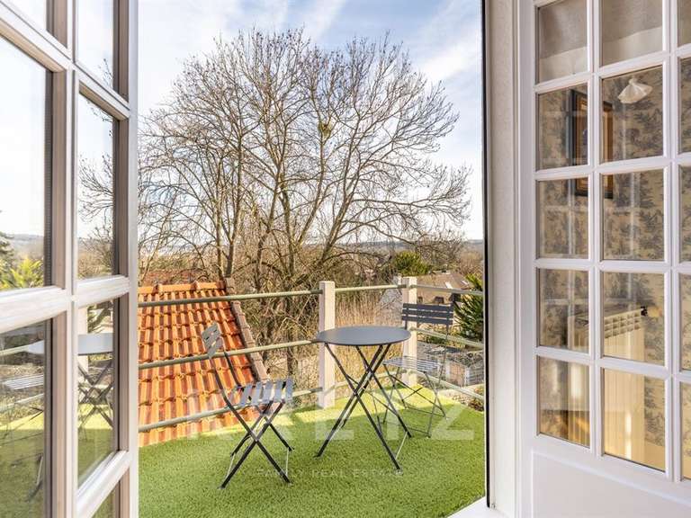 House Villennes-sur-Seine - 5 bedrooms - 236m²