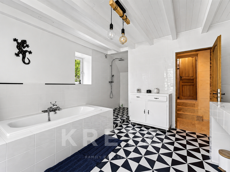 Maison Uchaux - 8 chambres - 368m²