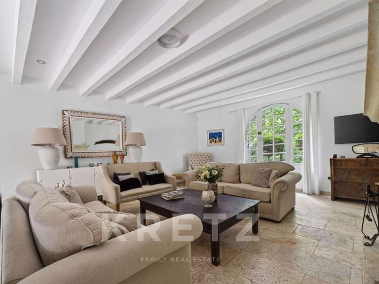 Maison Uchaux - 8 chambres - 368m²