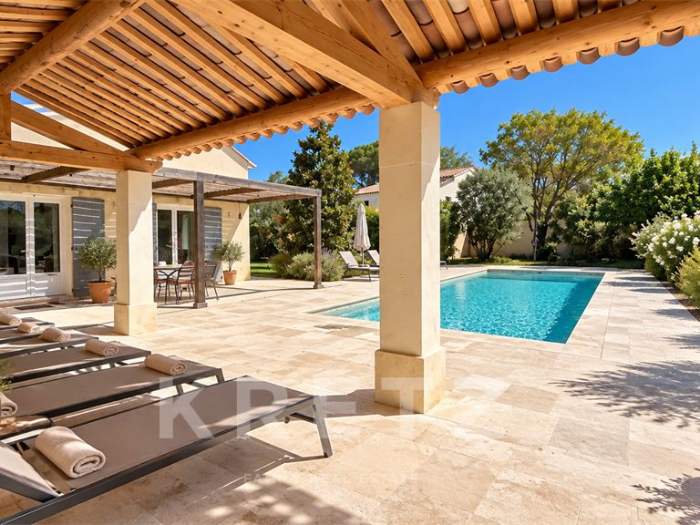 Maison Saint-Rémy-de-Provence - 5 chambres - 187m²