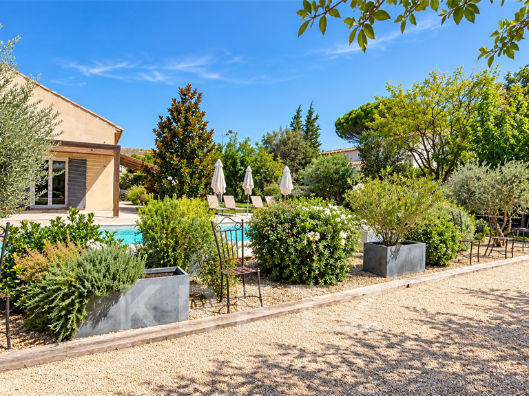 Maison Saint-Rémy-de-Provence - 5 chambres - 187m²
