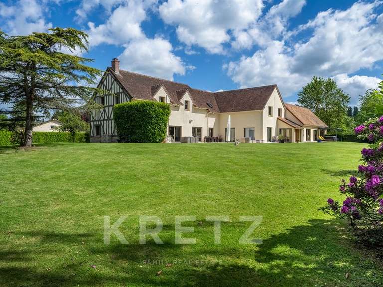 Maison Faverolles - 10 chambres - 583m²