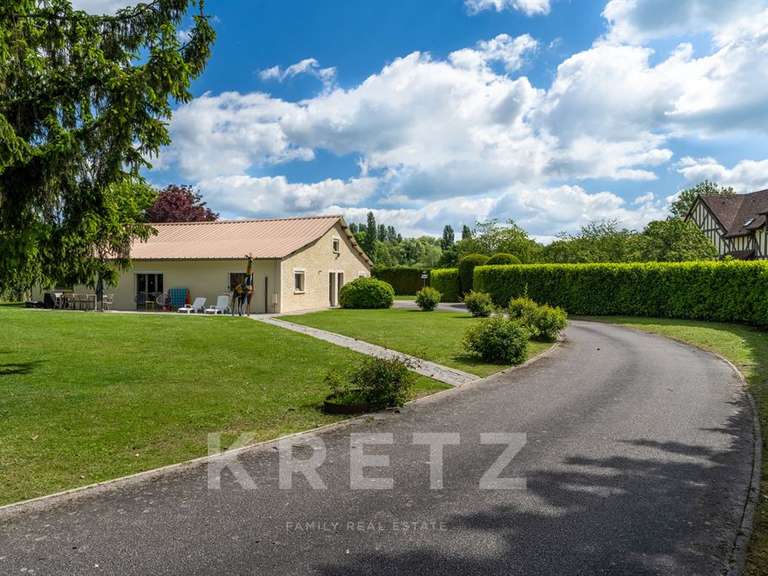 Maison Faverolles - 10 chambres - 583m²