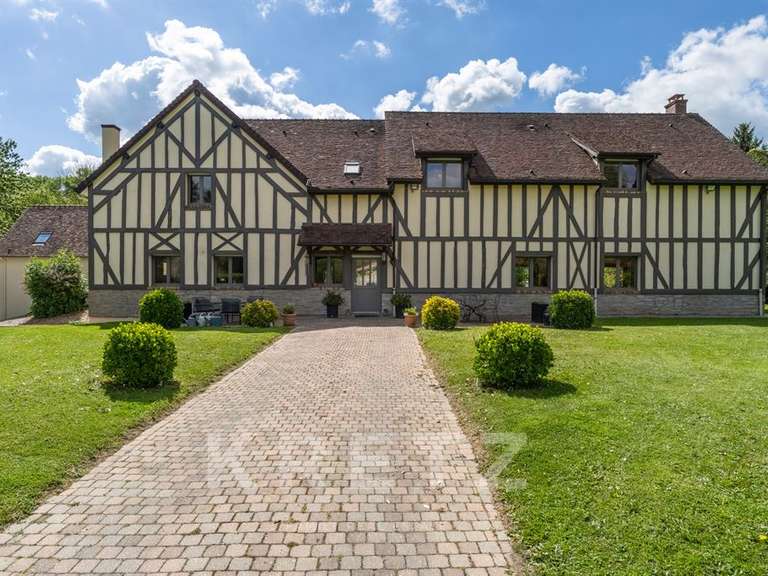 Maison Faverolles - 10 chambres - 583m²