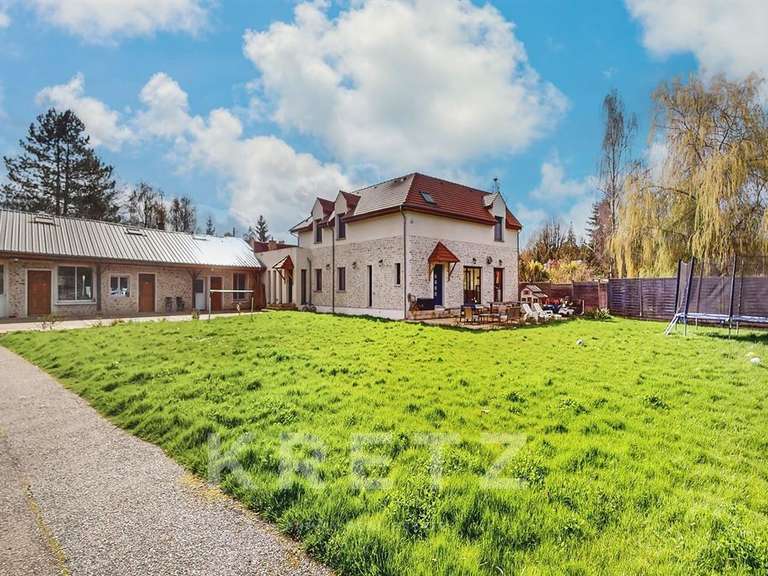 Maison Saint-Léger-en-Yvelines - 12 chambres - 335m²