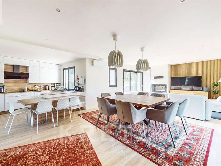 Maison Saint-Léger-en-Yvelines - 12 chambres - 335m²