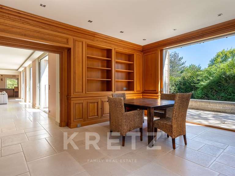 Maison Saint-Nom-la-Bretèche - 7 chambres - 500m²
