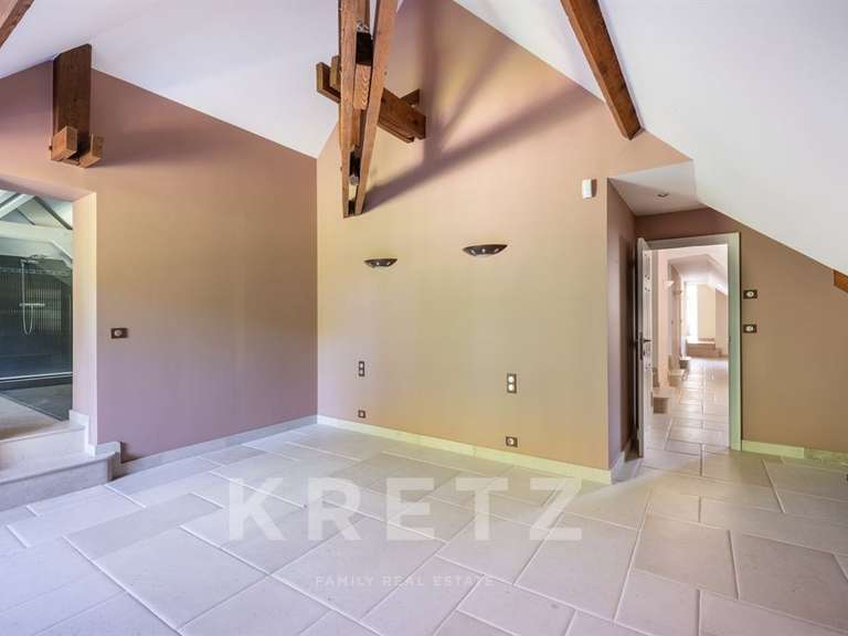 Maison Saint-Nom-la-Bretèche - 7 chambres - 500m²