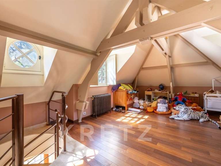 Maison Saint-Nom-la-Bretèche - 7 chambres - 500m²