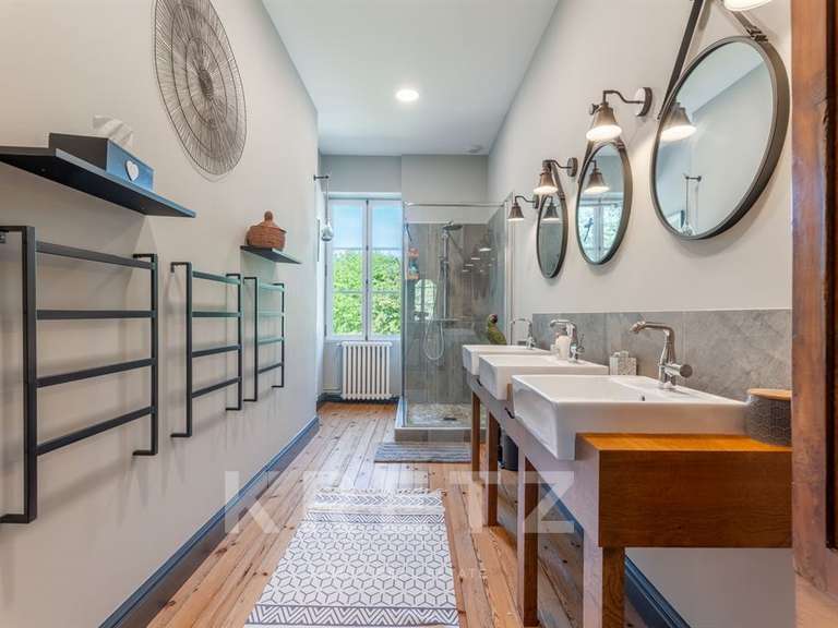 Maison Tresses - 10 chambres - 804m²