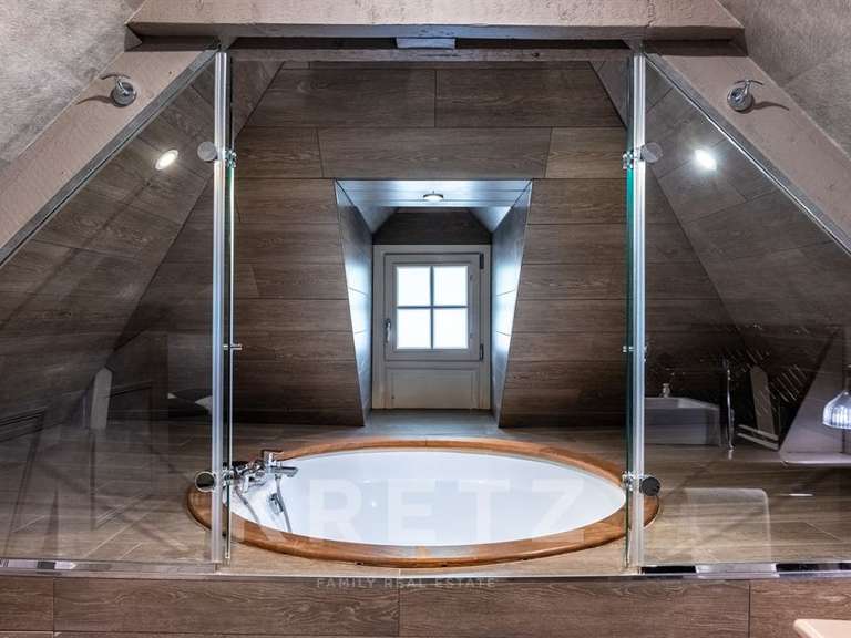Maison Les Mesnuls - 4 chambres - 1100m²
