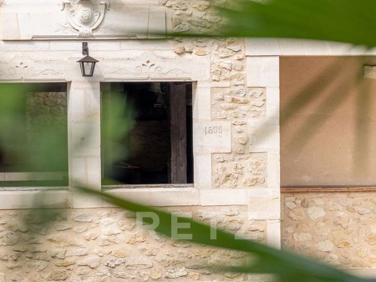 Maison Carignan-de-Bordeaux - 5 chambres - 283m²