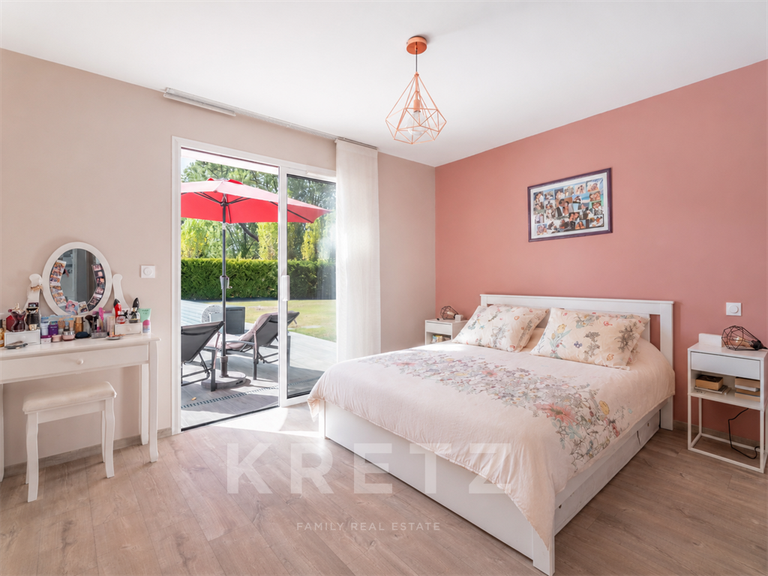 Maison Saint-Loubès - 4 chambres - 195m²