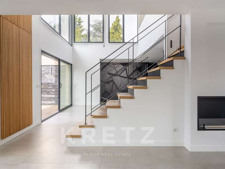 Maison Bazemont - 5 chambres - 310m²