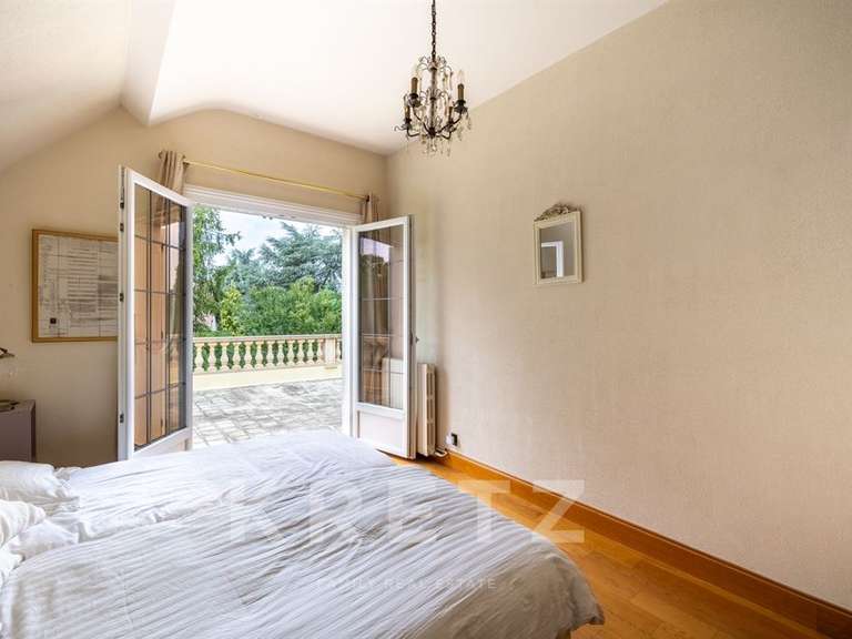 Maison Orgerus - 5 chambres - 292m²