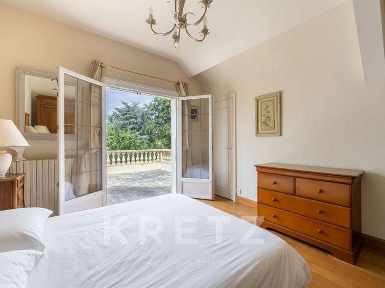 Maison Orgerus - 5 chambres - 292m²