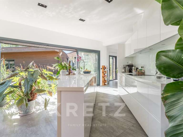 Maison Mérignac - 4 chambres - 320m²