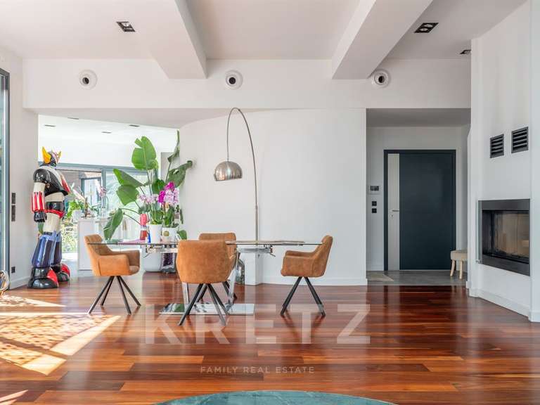 Maison Mérignac - 4 chambres - 320m²