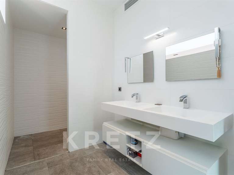 Maison Mérignac - 4 chambres - 320m²
