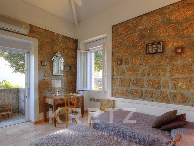 Maison Pietrosella - 9 chambres - 281m²