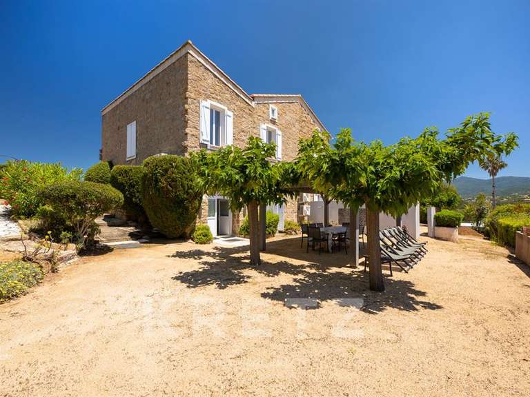 Maison Pietrosella - 9 chambres - 281m²