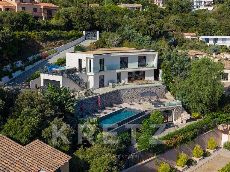 Maison Les issambres - 5 chambres - 265m²