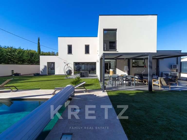 Maison Vaison-la-Romaine - 5 chambres - 265m²