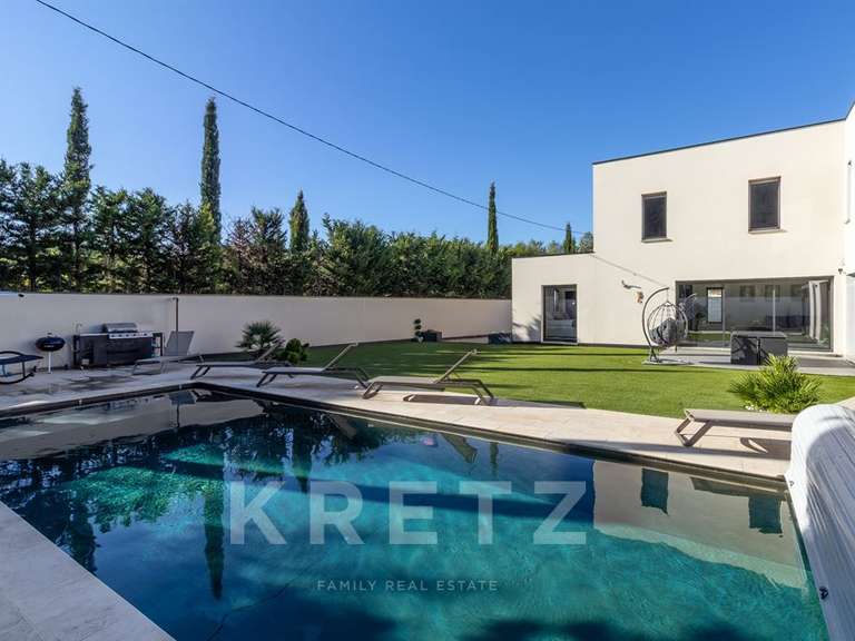 Maison Vaison-la-Romaine - 5 chambres - 265m²