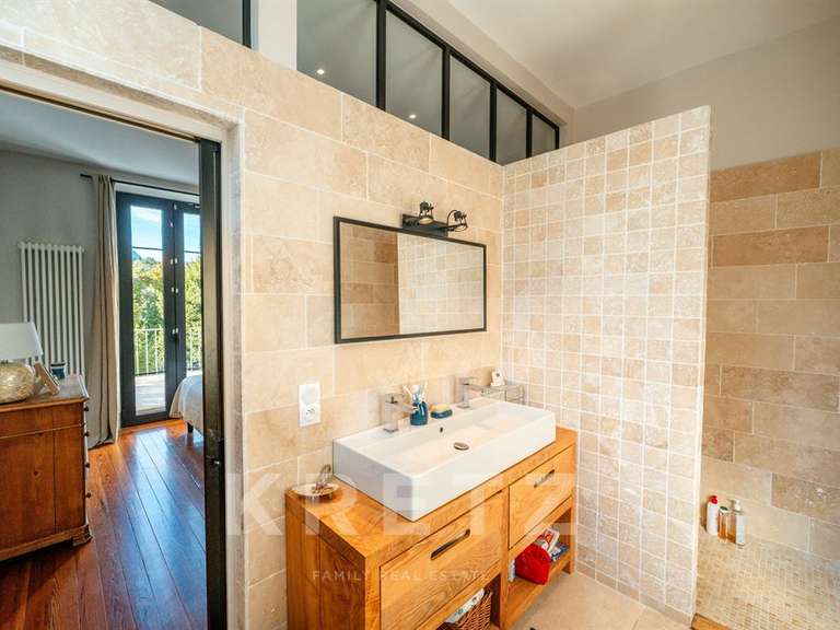 Maison Aix-les-Bains - 7 chambres - 250m²