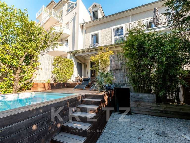 House Aix-les-Bains - 7 bedrooms - 250m²