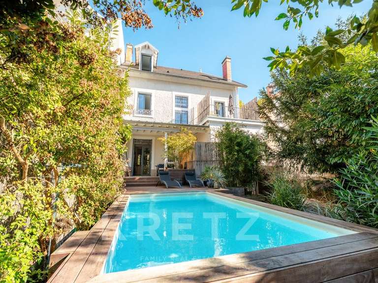 Maison Aix-les-Bains - 7 chambres - 250m²