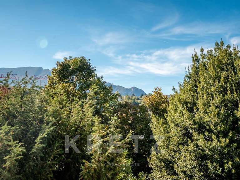 Maison Aix-les-Bains - 7 chambres - 250m²