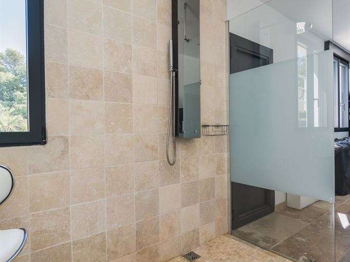 Maison Marseille 11e - 2 chambres - 133m²