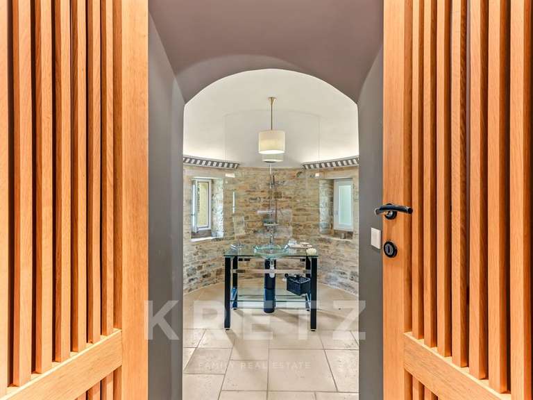 Maison Caylus - 7 chambres - 480m²