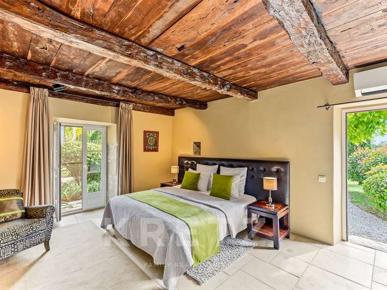 Maison Caylus - 7 chambres - 480m²