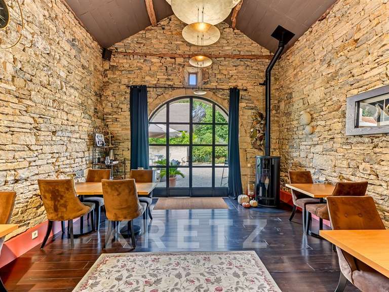 Maison Caylus - 7 chambres - 480m²