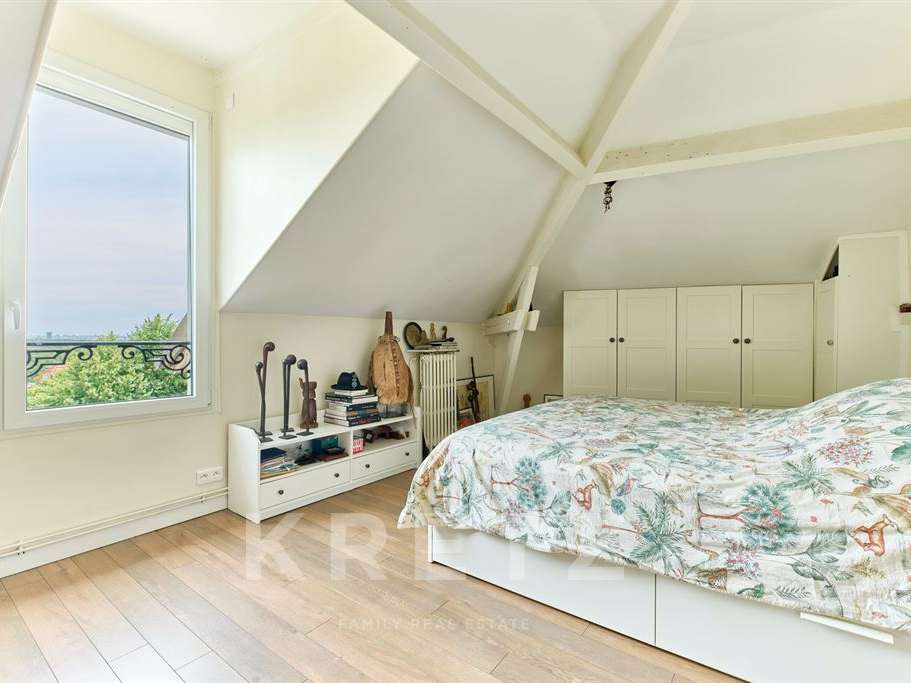 Maison Suresnes