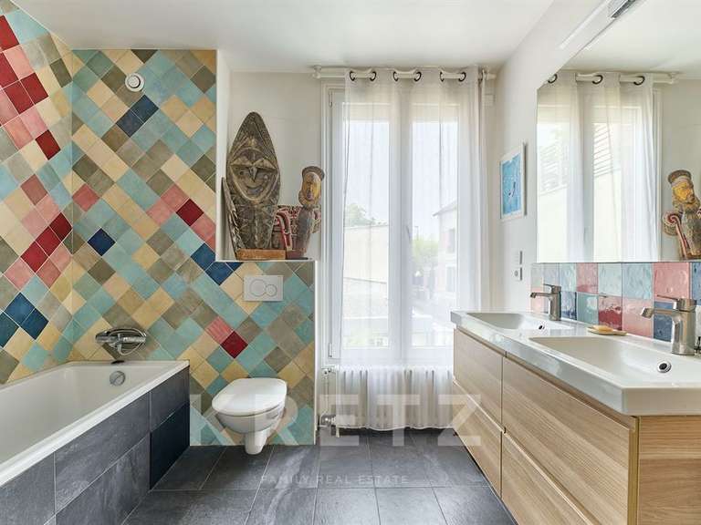 Maison Suresnes - 5 chambres - 194m²